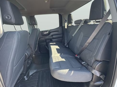 Used 2019 Chevrolet Silverado 1500 LT w/ Convenience Package AWD/4WD image 33