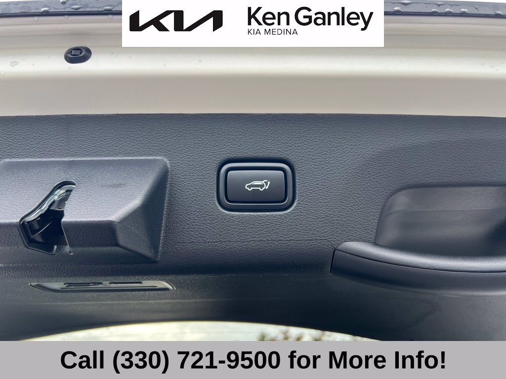Certified 2026 Kia Sportage EX w/ EX Panoramic Sunroof Package AWD/4WD image 52