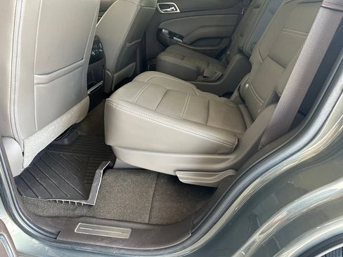 Used 2018 GMC Yukon Denali w/ Enhanced Security Package AWD/4WD image 30