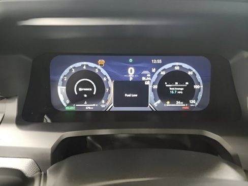 Used 2025 Toyota 4Runner Trailhunter image 31