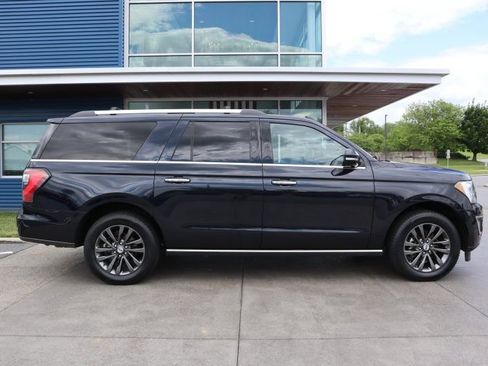 Used 2021 Ford Expedition Max Limited AWD/4WD image 2