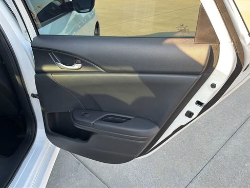 Used 2019 Honda Civic Sport image 63