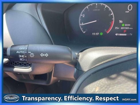 Used 2023 Honda HR-V LX image 23