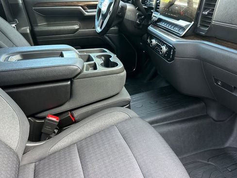 Used 2023 GMC Sierra 1500 Elevation image 15