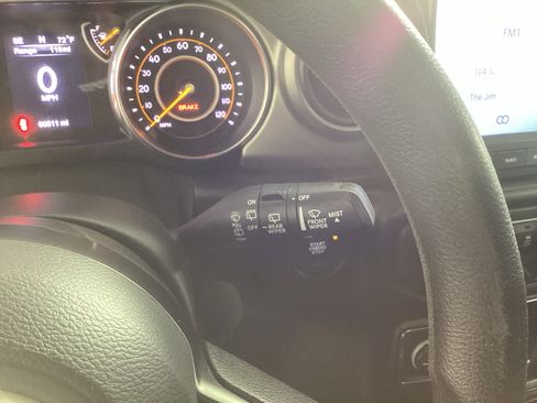 Used 2019 Jeep Wrangler Sport AWD/4WD image 14