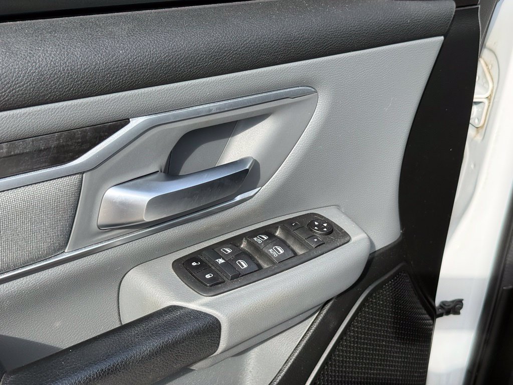 Used 2020 RAM 1500 Big Horn AWD/4WD image 13