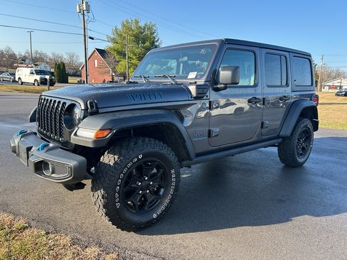 Used 2023 Jeep Wrangler Unlimited w/ Cold Weather Group image 2