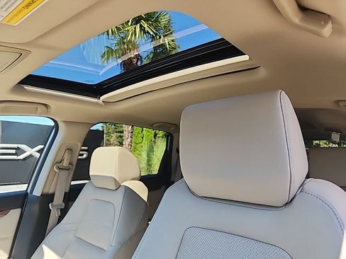 Used 2019 Honda CR-V Touring image 13