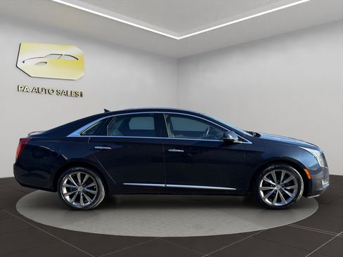 Used 2013 Cadillac XTS image 8