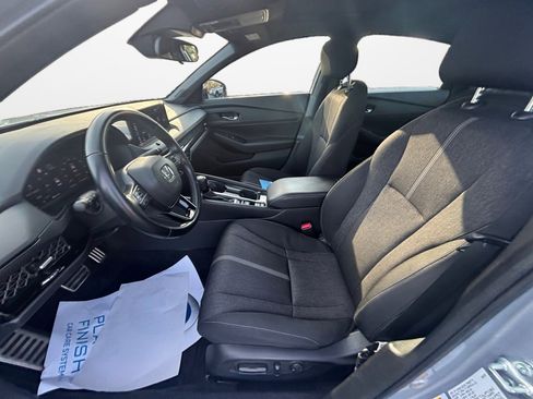 Certified 2023 Honda Accord Sport image 9