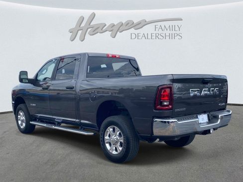 Used 2026 RAM 2500 Big Horn AWD/4WD image 8