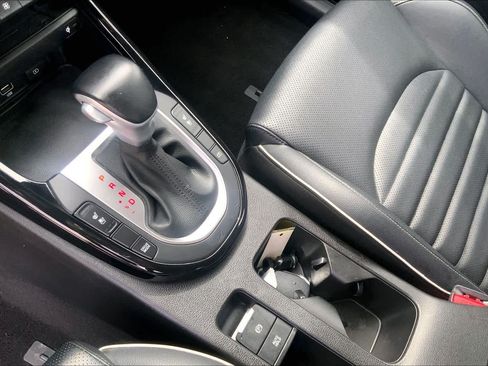 Certified 2022 Kia Forte GT-Line w/ GT-Line Premium Package FWD image 16