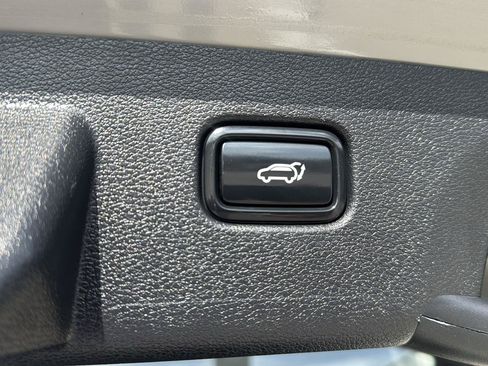 Used 2026 Kia Sportage X-Line w/ X-Line Premium Package AWD/4WD image 24