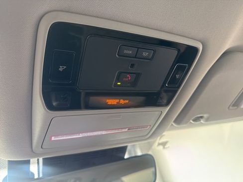 Used 2024 Toyota Grand Highlander XLE FWD image 24