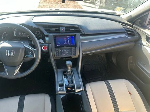 Used 2018 Honda Civic EX image 21