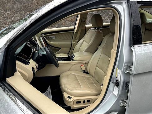 Used 2018 Ford Taurus Limited image 23