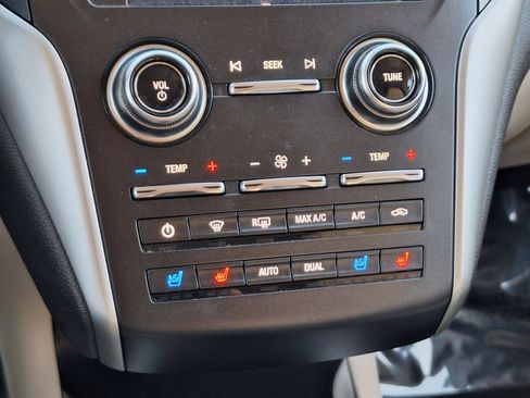 Used 2019 Lincoln MKC Reserve w/ MKC Climate Package image 25