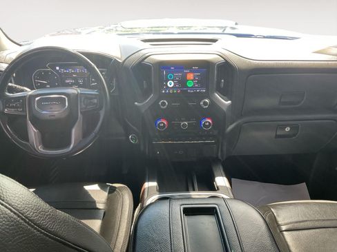 Used 2022 GMC Sierra 3500 Denali w/ Denali Ultimate Package AWD/4WD image 10