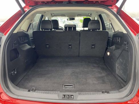 Used 2024 Ford Edge Titanium image 29