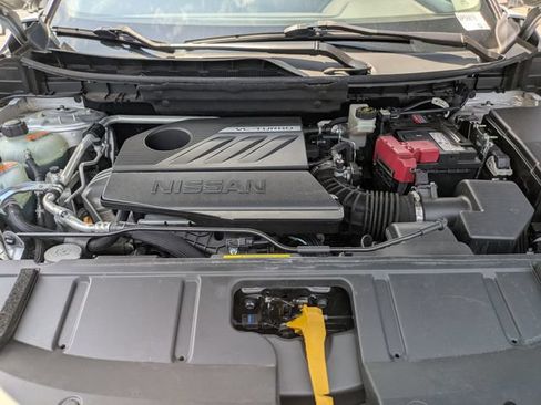 Used 2023 Nissan Rogue SV FWD image 13