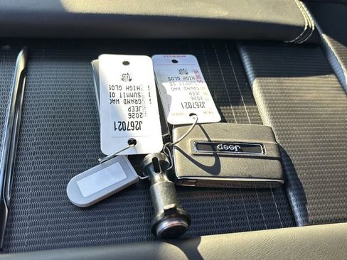 New 2026 Jeep Grand Wagoneer Summit image 44