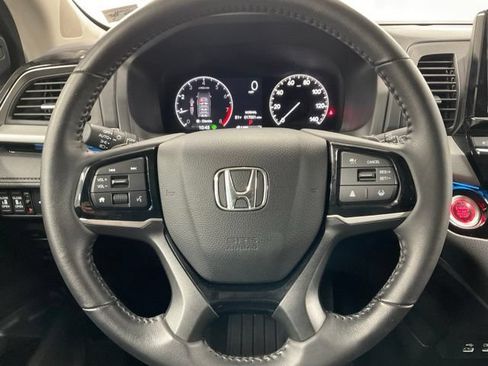 Certified 2025 Honda Odyssey Touring image 21