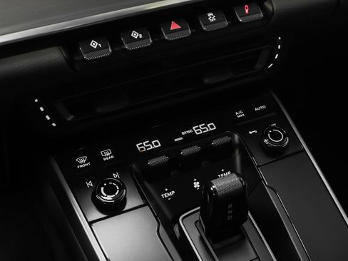 Certified 2021 Porsche 911 Carrera RWD image 48