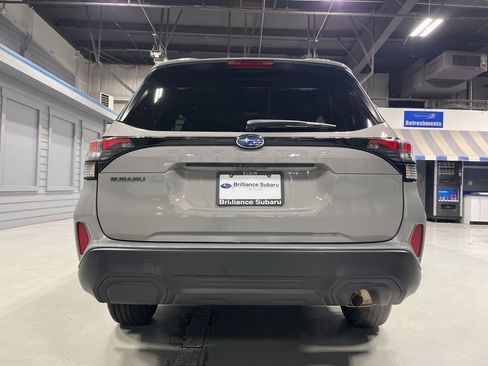 Used 2026 Subaru Forester Premium AWD/4WD image 7