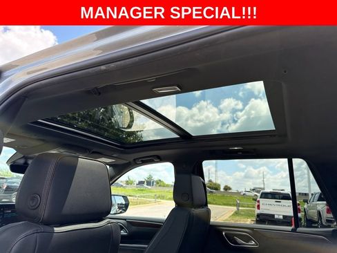 Used 2024 Chevrolet Tahoe High Country AWD/4WD image 7