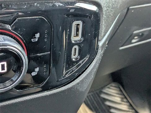 Used 2023 Chevrolet Silverado 1500 RST image 20