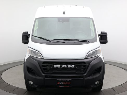 Used 2023 RAM ProMaster 2500 w/ Convenience Group FWD image 2