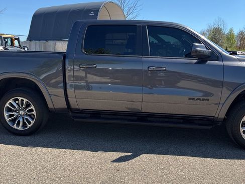 Used 2020 RAM 1500 Laramie w/ Sport Appearance Package AWD/4WD image 11