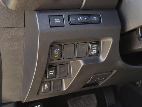 New 2026 Nissan Frontier SV w/ SV Convenience Package RWD image 19
