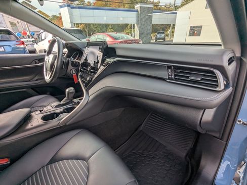 Used 2023 Toyota Camry SE image 24