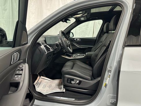 Used 2026 BMW X5 xDrive50e image 10