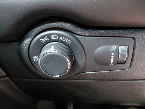 Used 2025 Dodge Durango R/T AWD/4WD image 43