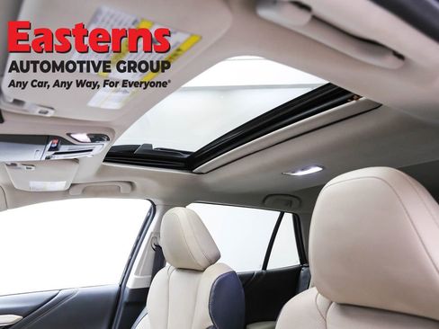 Used 2023 Subaru Outback Limited image 36