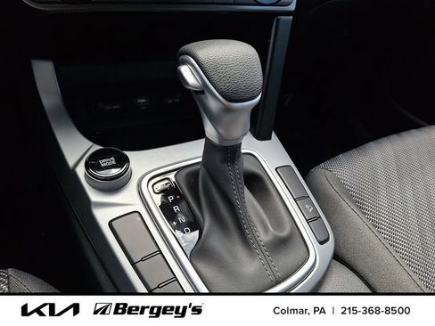 Certified 2026 Kia Seltos LX FWD image 17