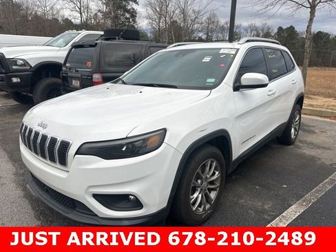 Certified 2021 Jeep Cherokee Latitude Plus w/ Sun & Sound Group image 1