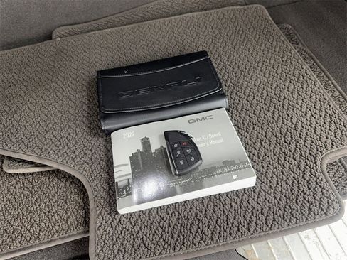 Used 2022 GMC Yukon Denali image 87