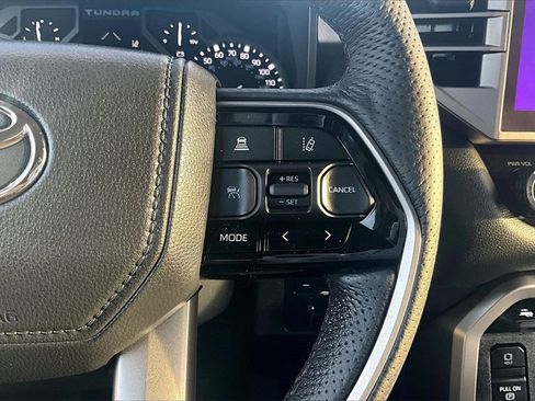 Used 2023 Toyota Tundra Limited image 20