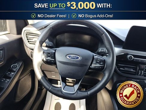 Used 2025 Ford Escape Active w/ Cold Weather Package FWD image 18