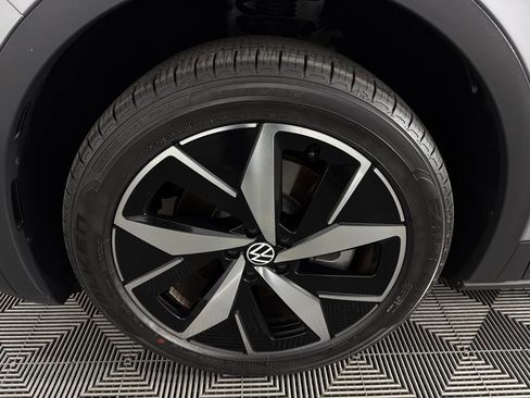 Used 2023 Volkswagen ID.4 Pro S image 11