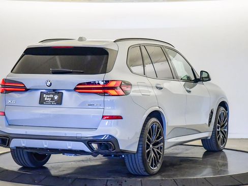 Used 2026 BMW X5 sDrive40i w/ M Sport Package image 5