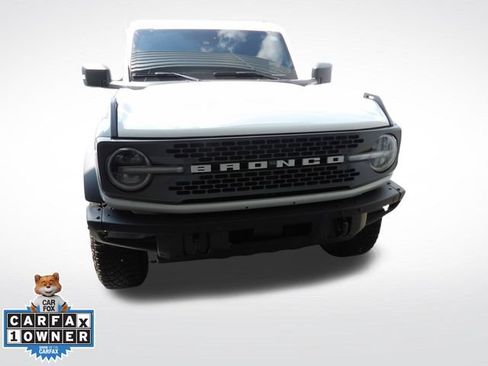 Used 2025 Ford Bronco Badlands AWD/4WD image 3