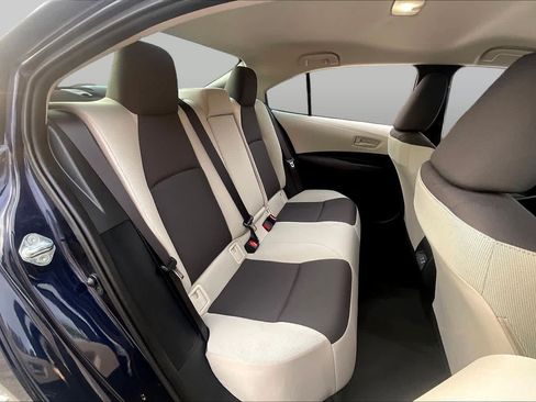 Used 2025 Toyota Corolla LE FWD image 19