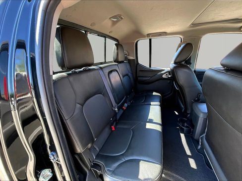 Certified 2019 Nissan Frontier PRO-4X w/ Pro-4x Luxury Package AWD/4WD image 25