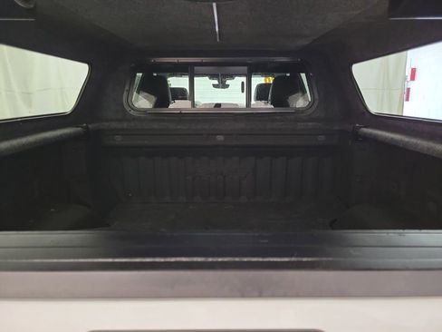 Used 2020 GMC Sierra 1500 AT4 w/ AT4 Premium Package image 18