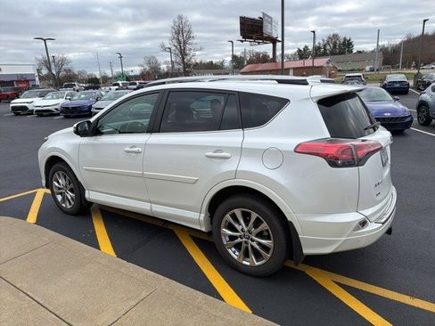 Used 2018 Toyota RAV4 Platinum image 15