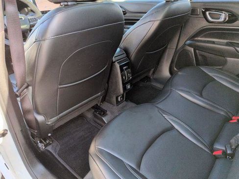 Used 2023 Jeep Compass High Altitude image 28